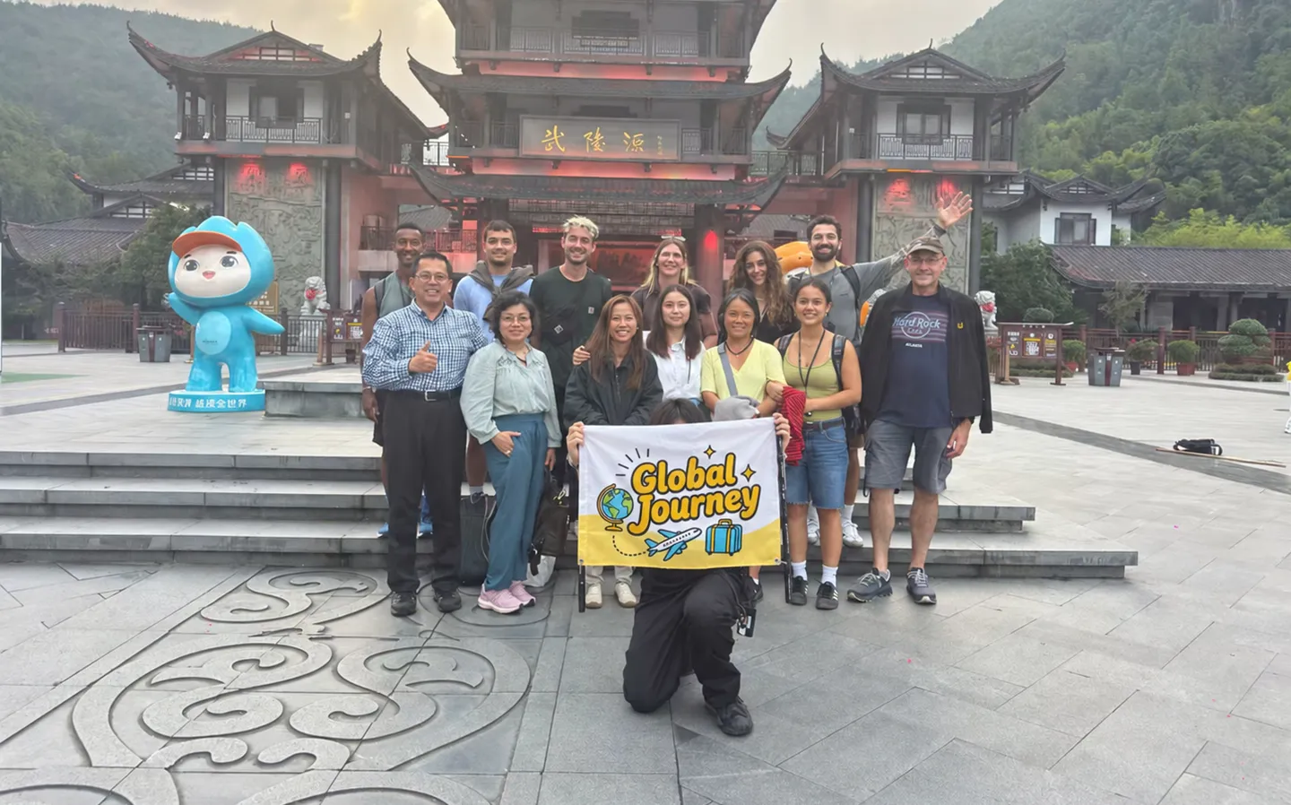 15 Days Beijing Xian Chengdu Guilin Zhangjiajie Shanghai tour brand globaljourneytochina (1)