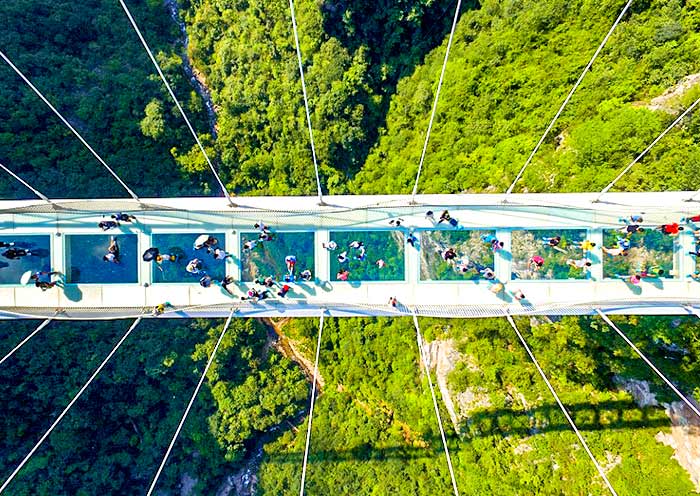 15 Days Beijing Xian Chengdu Guilin Zhangjiajie Shanghai tour zhangjiaije grand canyon glass bridge 700 3